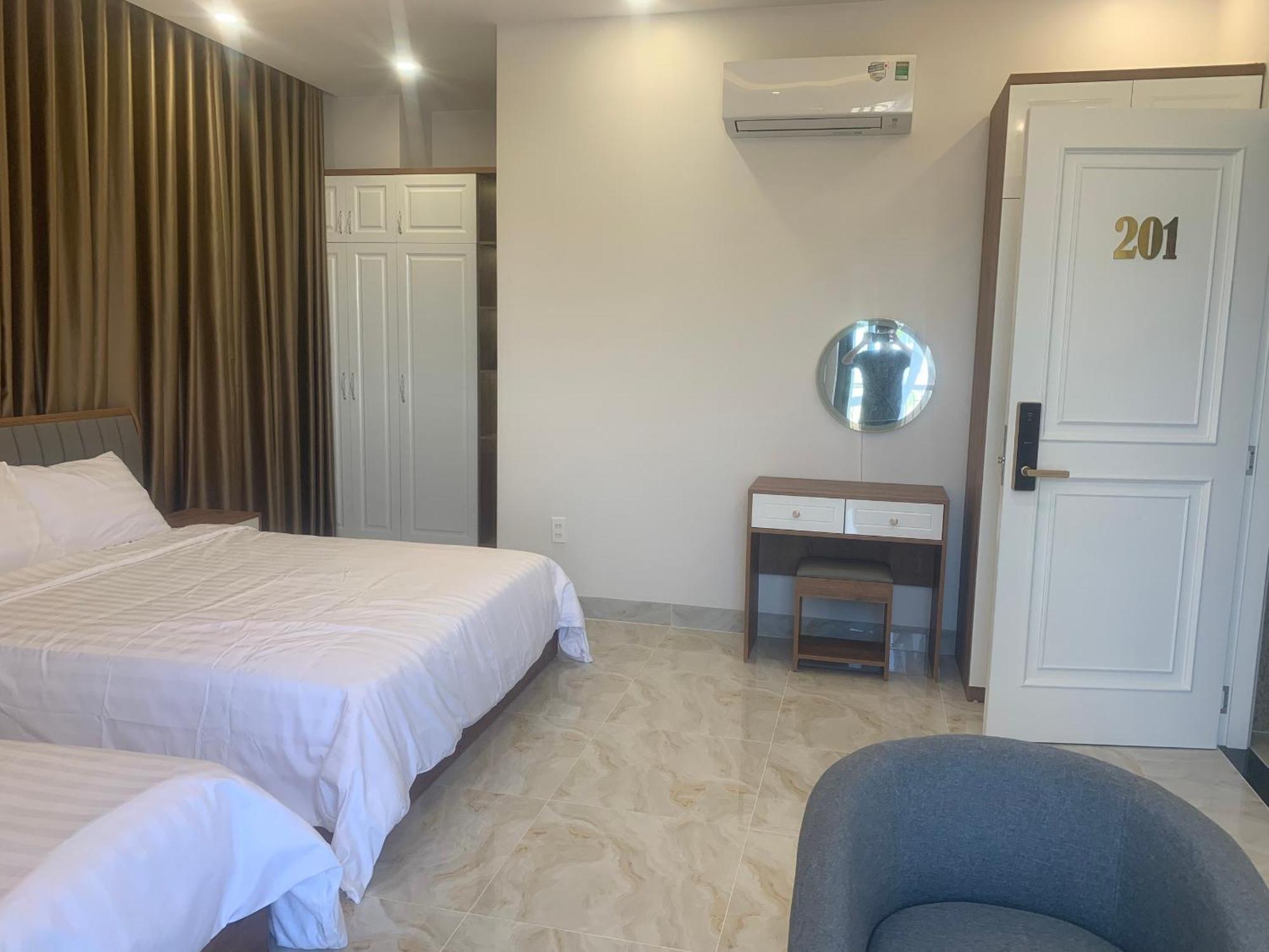 Ha Hung Panorama Hotel Ха Тени Екстериор снимка