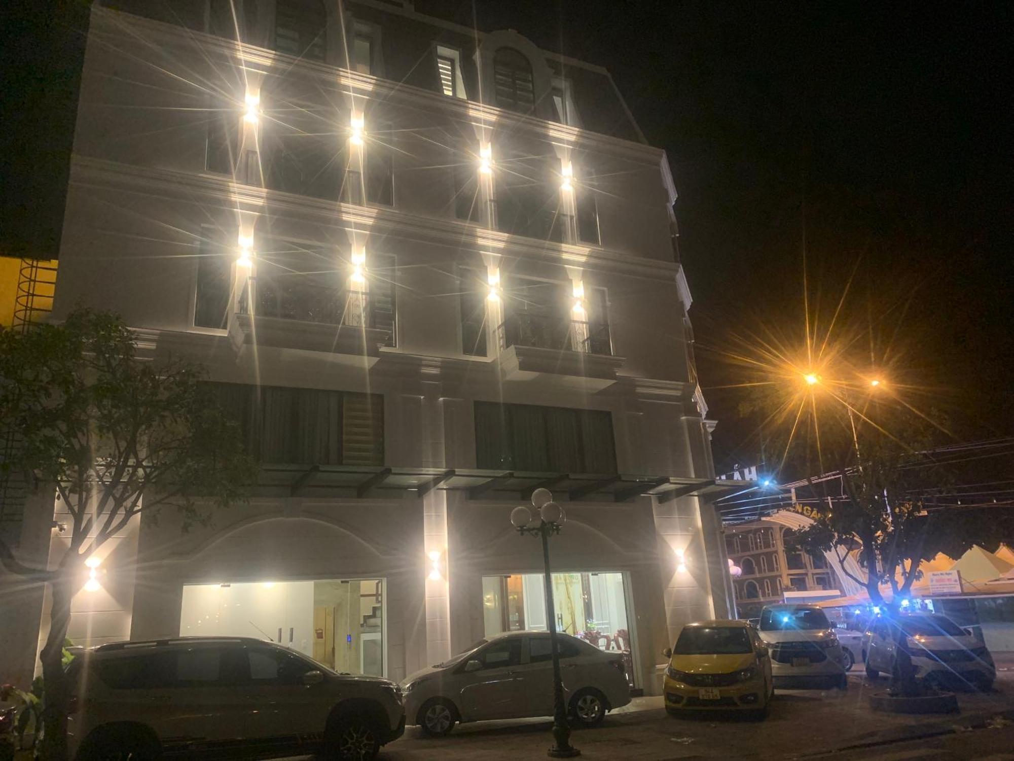 Ha Hung Panorama Hotel Ха Тени Екстериор снимка