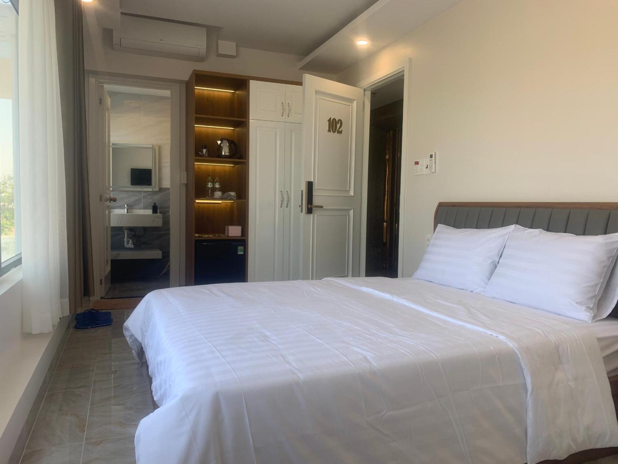 Ha Hung Panorama Hotel Ха Тени Екстериор снимка